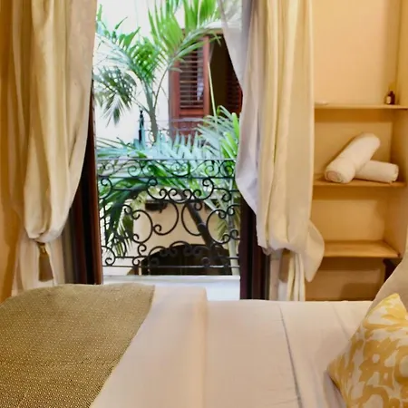7br Luxury House Inside Of The Walled City! *