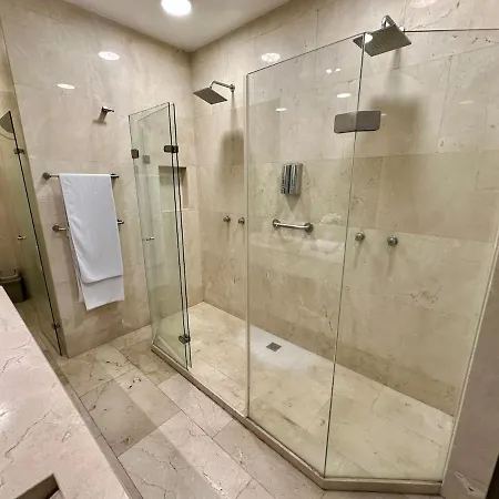 7br Luxury House Inside Of The Walled City! Сasa de vacaciones Cartagena