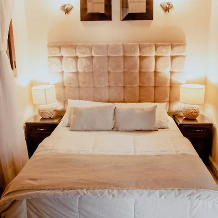 7br Luxury House Inside Of The Walled City! *