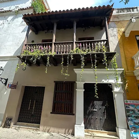 7br Luxury House Inside Of The Walled City! Сasa de vacaciones