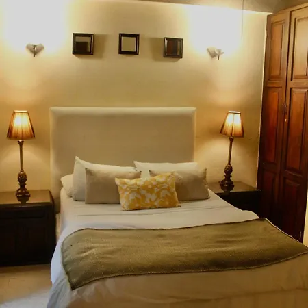 7br Luxury House Inside Of The Walled City! Сasa de vacaciones *
