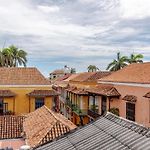 7Br Luxury House Inside Of The Walled City!