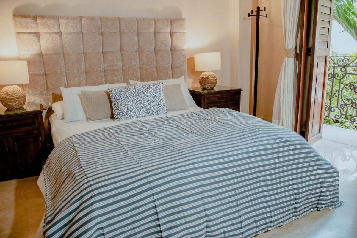 7br Luxury House Inside Of The Walled City! Сasa de vacaciones *