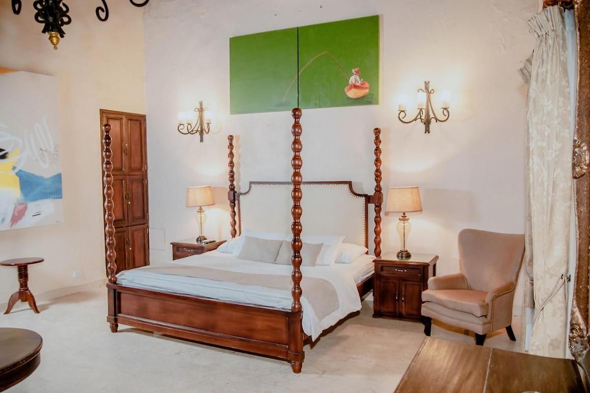 7br Luxury House Inside Of The Walled City! Сasa de vacaciones *