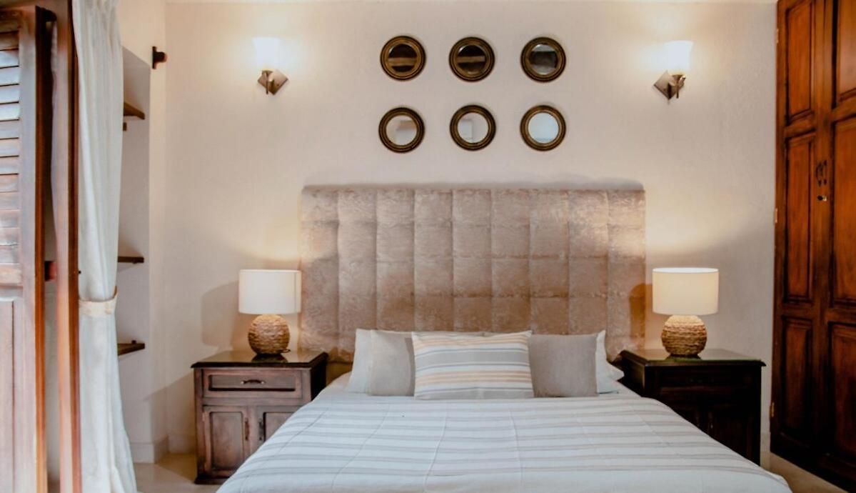 7br Luxury House Inside Of The Walled City!