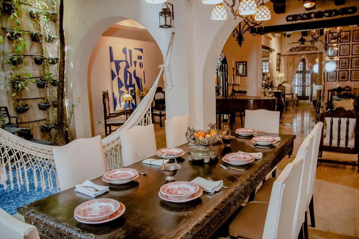 Сasa de vacaciones 7br Luxury House Inside Of The Walled City! Cartagena