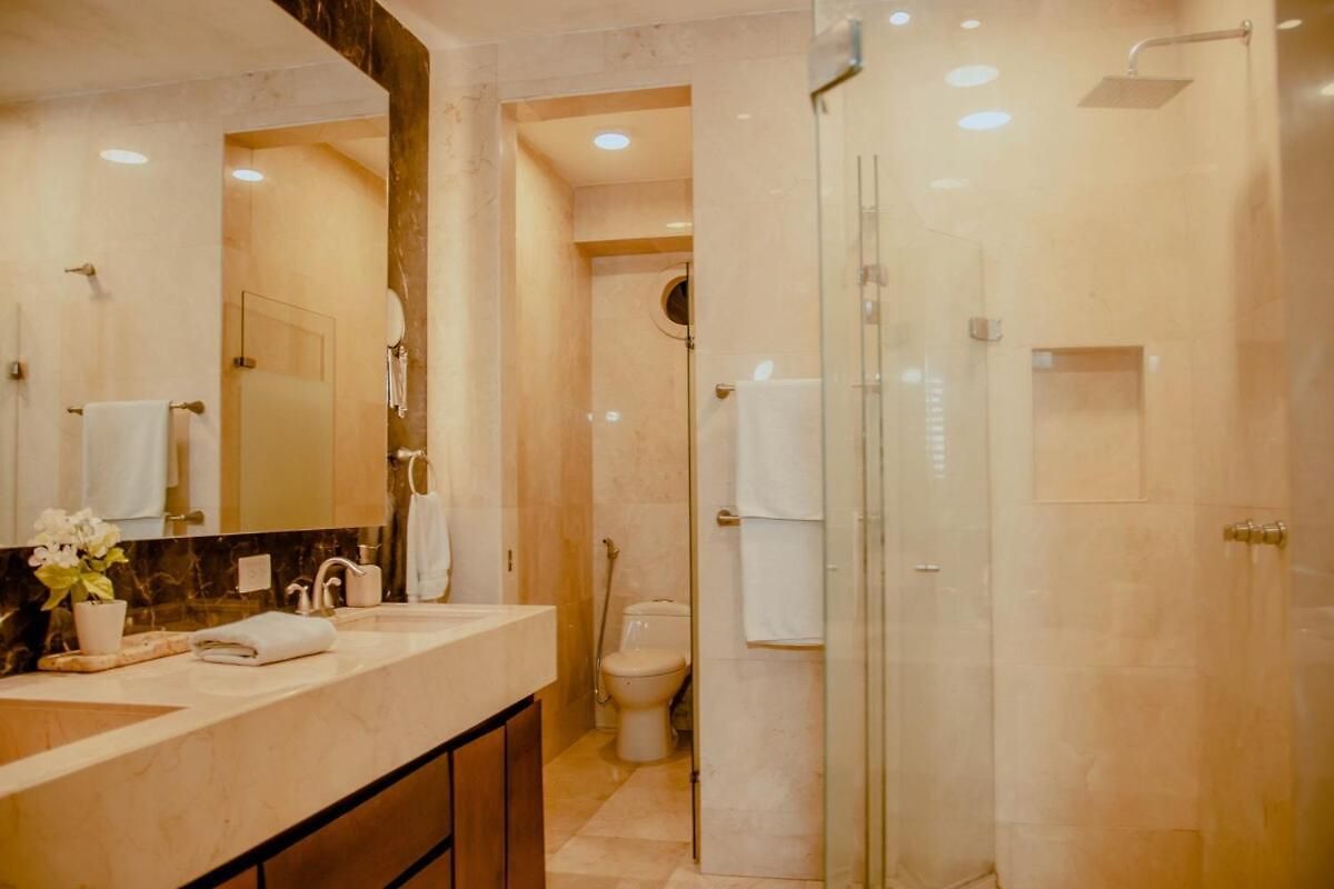 7br Luxury House Inside Of The Walled City! *