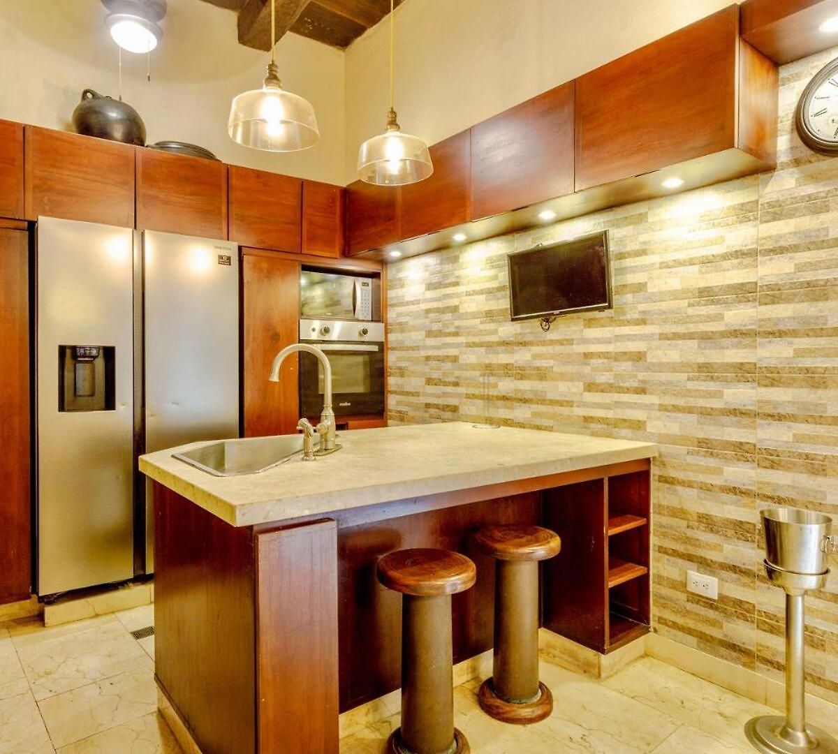 Сasa de vacaciones 7br Luxury House Inside Of The Walled City! *