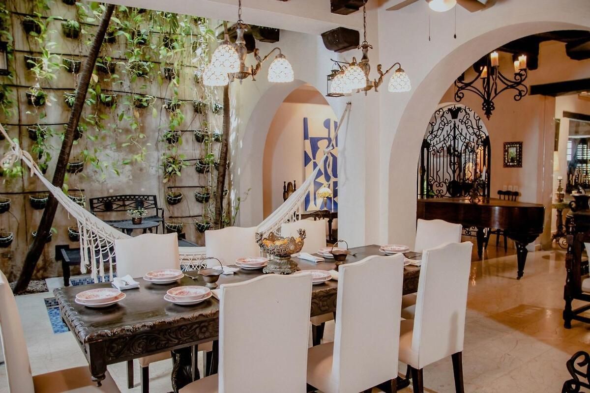 Сasa de vacaciones 7br Luxury House Inside Of The Walled City! *