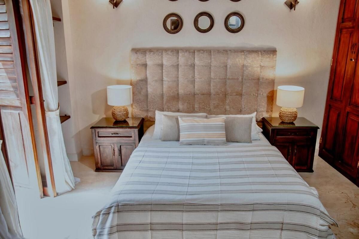 Сasa de vacaciones 7br Luxury House Inside Of The Walled City! *