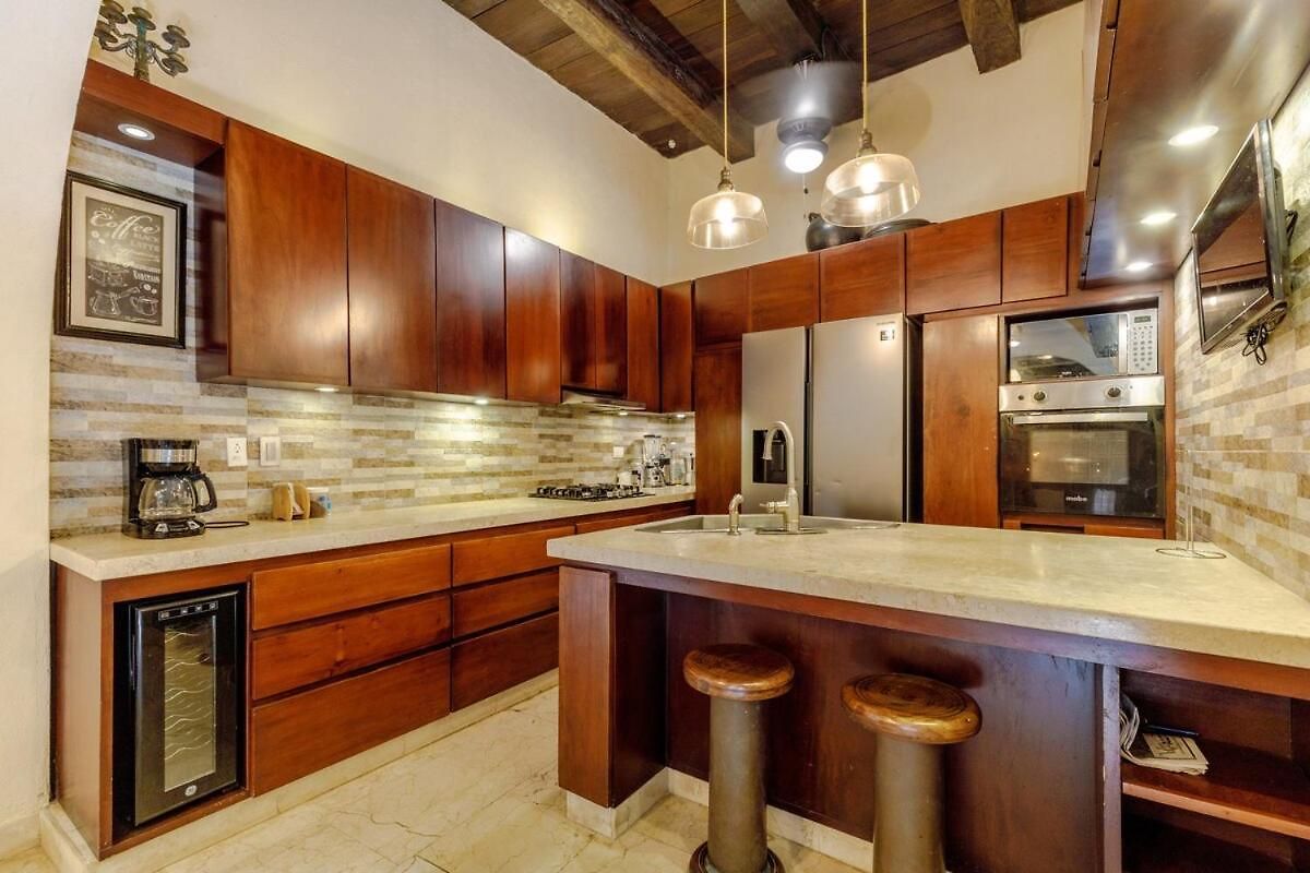 7br Luxury House Inside Of The Walled City! Cartagena