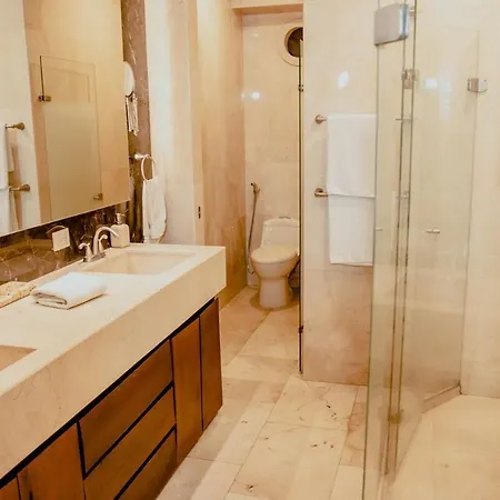 7br Luxury House Inside Of The Walled City! *