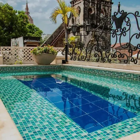 7br Luxury House Inside Of The Walled City! Сasa de vacaciones Cartagena