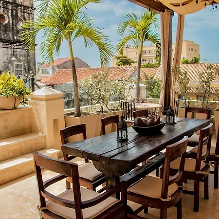 7br Luxury House Inside Of The Walled City! Сasa de vacaciones *