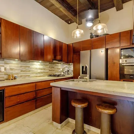 7br Luxury House Inside Of The Walled City! Cartagena
